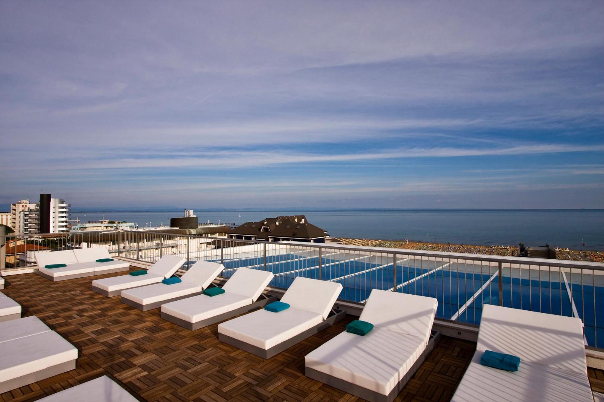 Hotel Florida Lignano Sabbiadoro Exterior foto