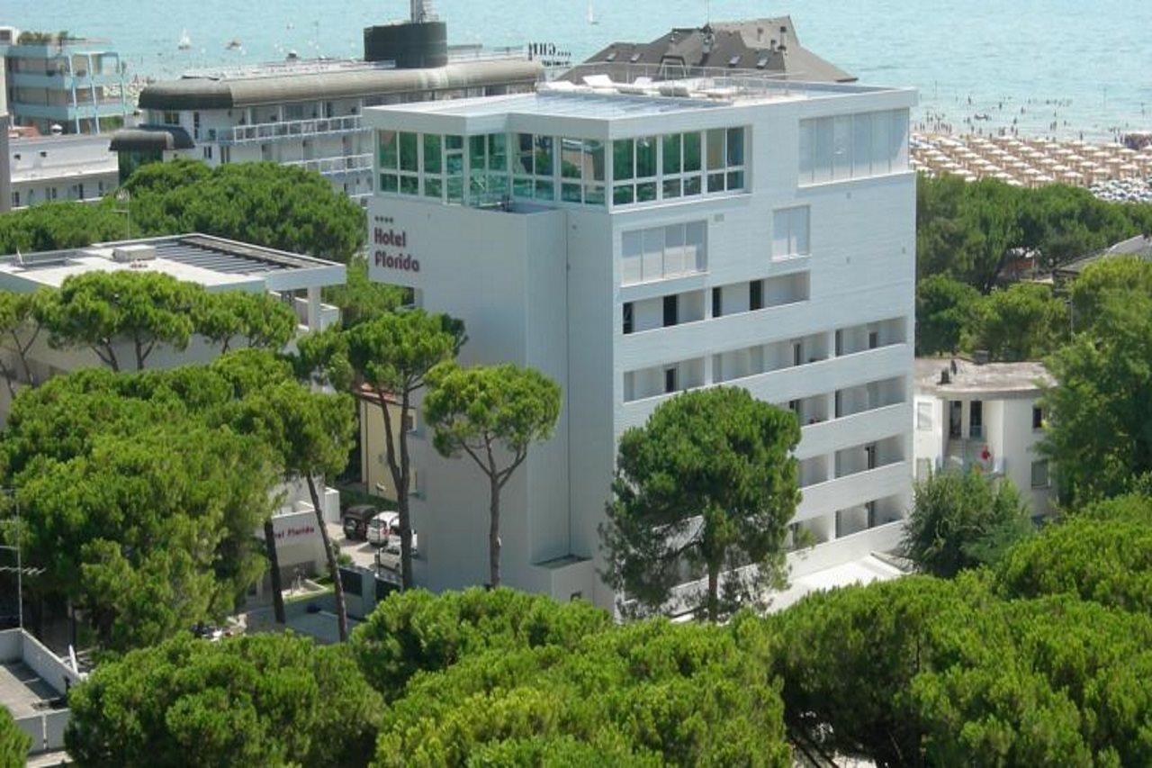 Hotel Florida Lignano Sabbiadoro Exterior foto